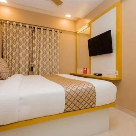 Hotel Comfort- Andheri West Bombay Eksteriør billede